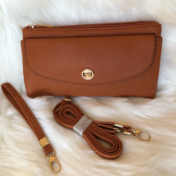 ‼️SALE‼️❣️Vegan leather Shoulder Bag❣️ - Picture 3 of 8